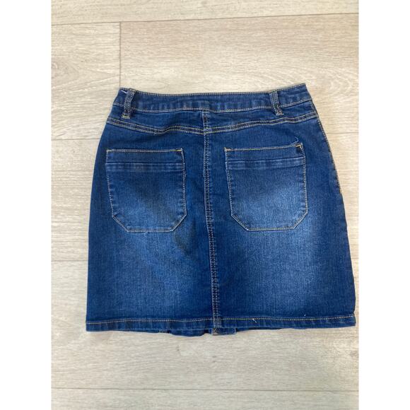 Copper Key Juniors Denim Skirt, Size 3 - Picture 2 of 5